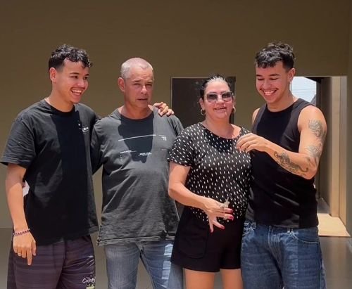 Lázaro Freitas Family Photo