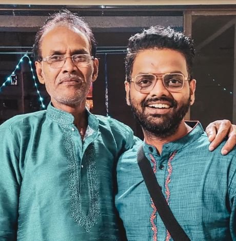 Mukesh Kanvadiya Photo With Father